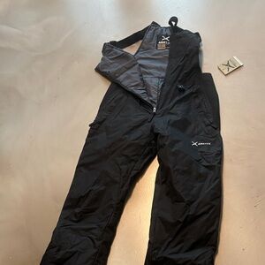 Arctix Black Insulated Overalls women’s small